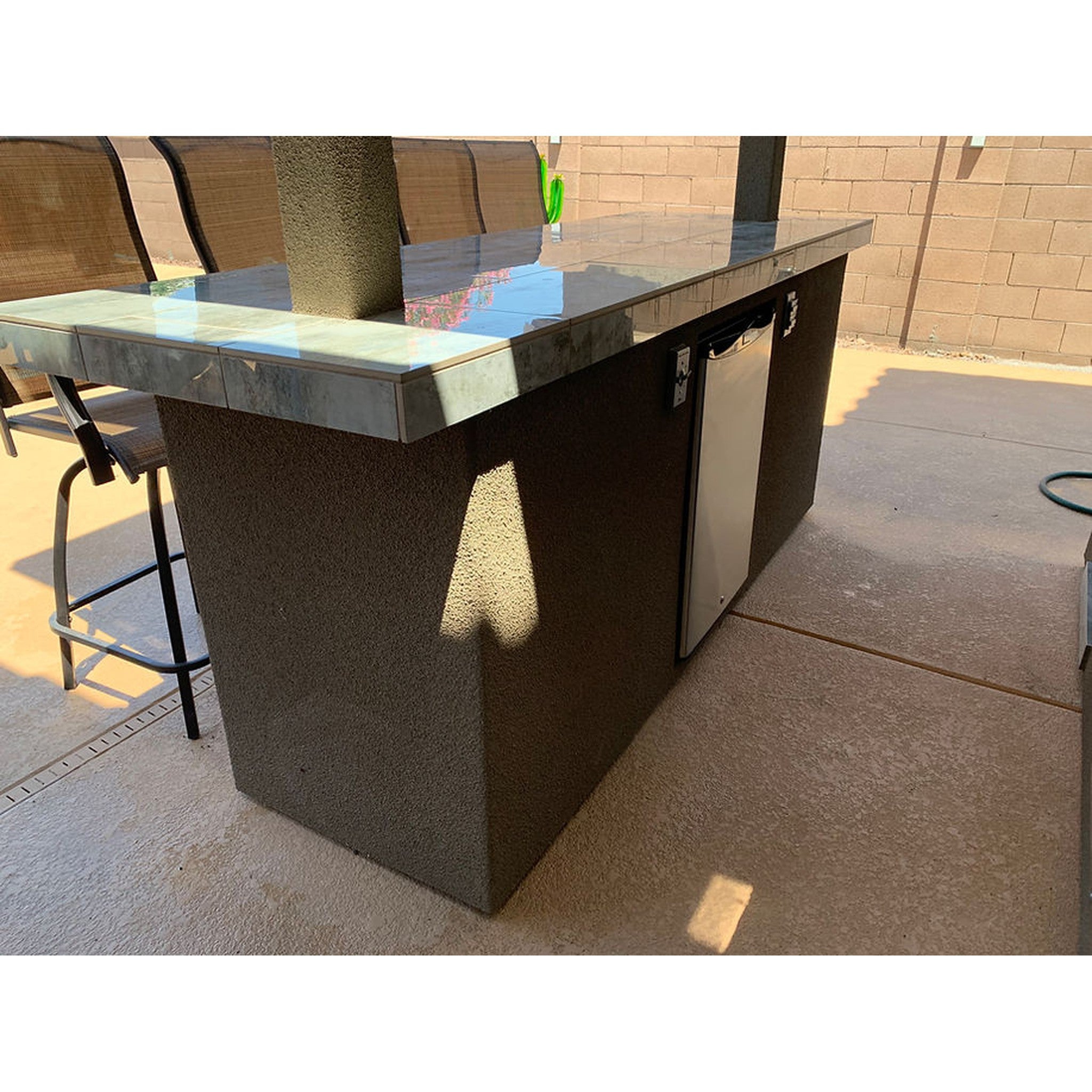 KoKoMo Baja with Top Outdoor Kitchen