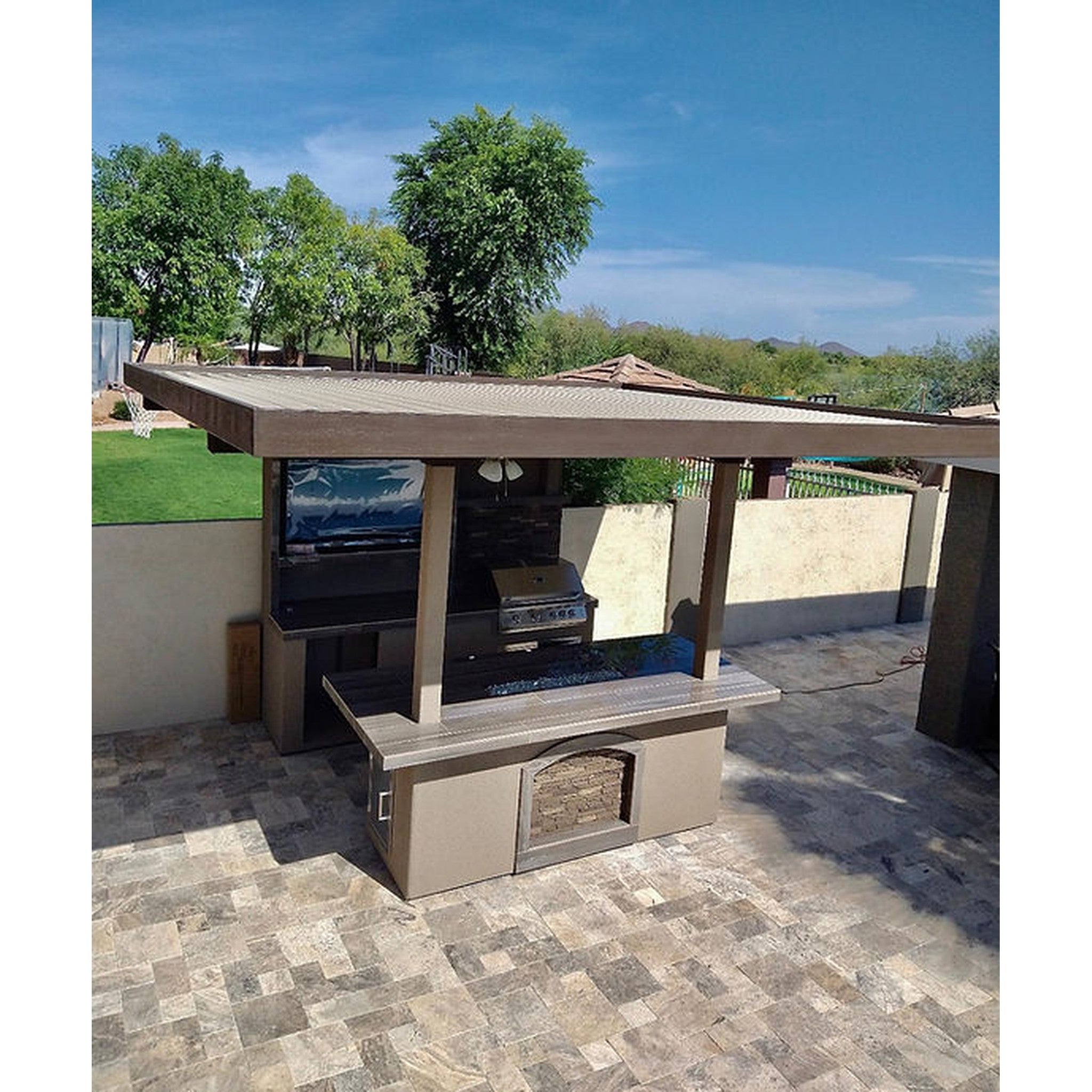 KoKoMo Baja with Top Outdoor Kitchen