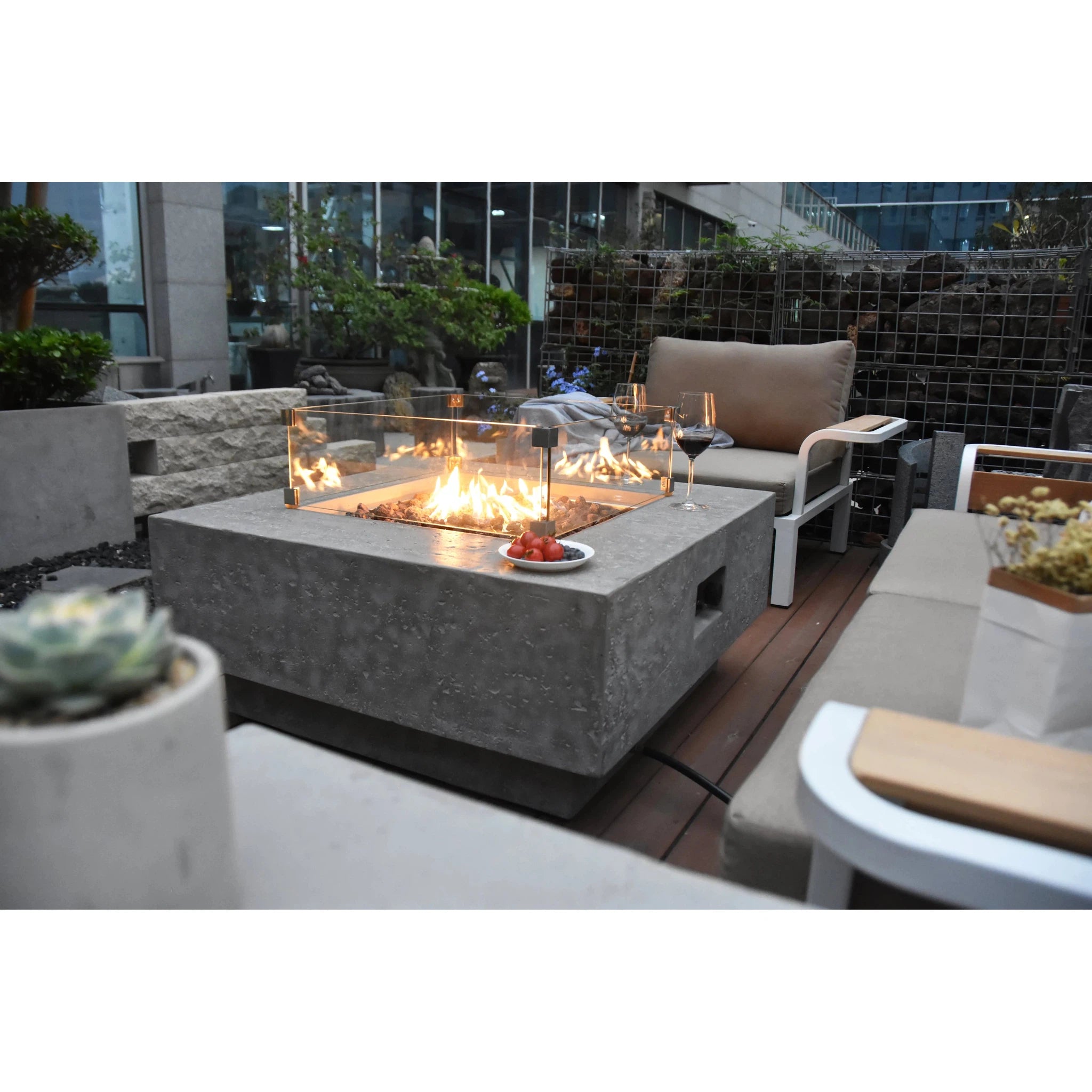 Elementi Manhattan Fire Table