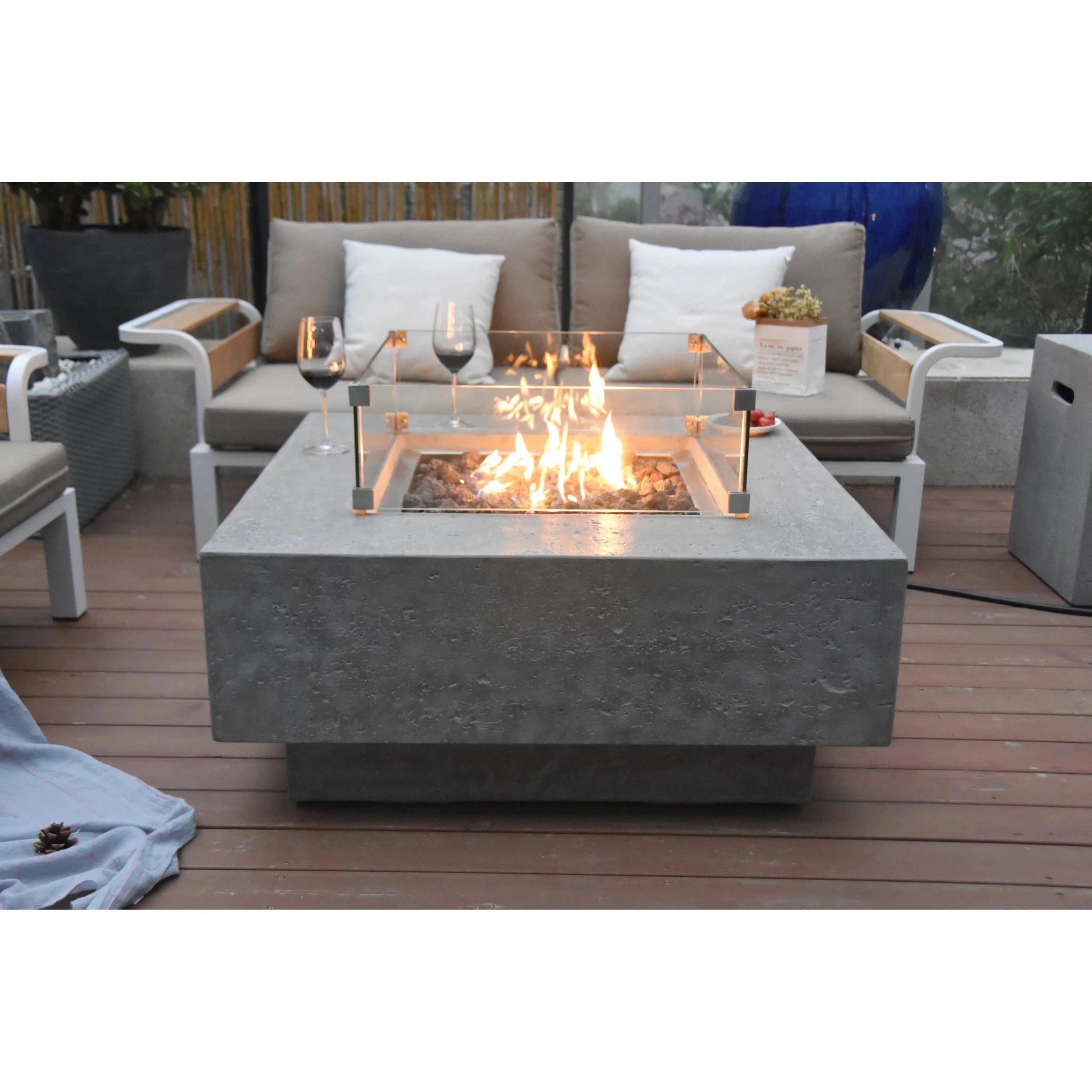 Elementi Manhattan Fire Table