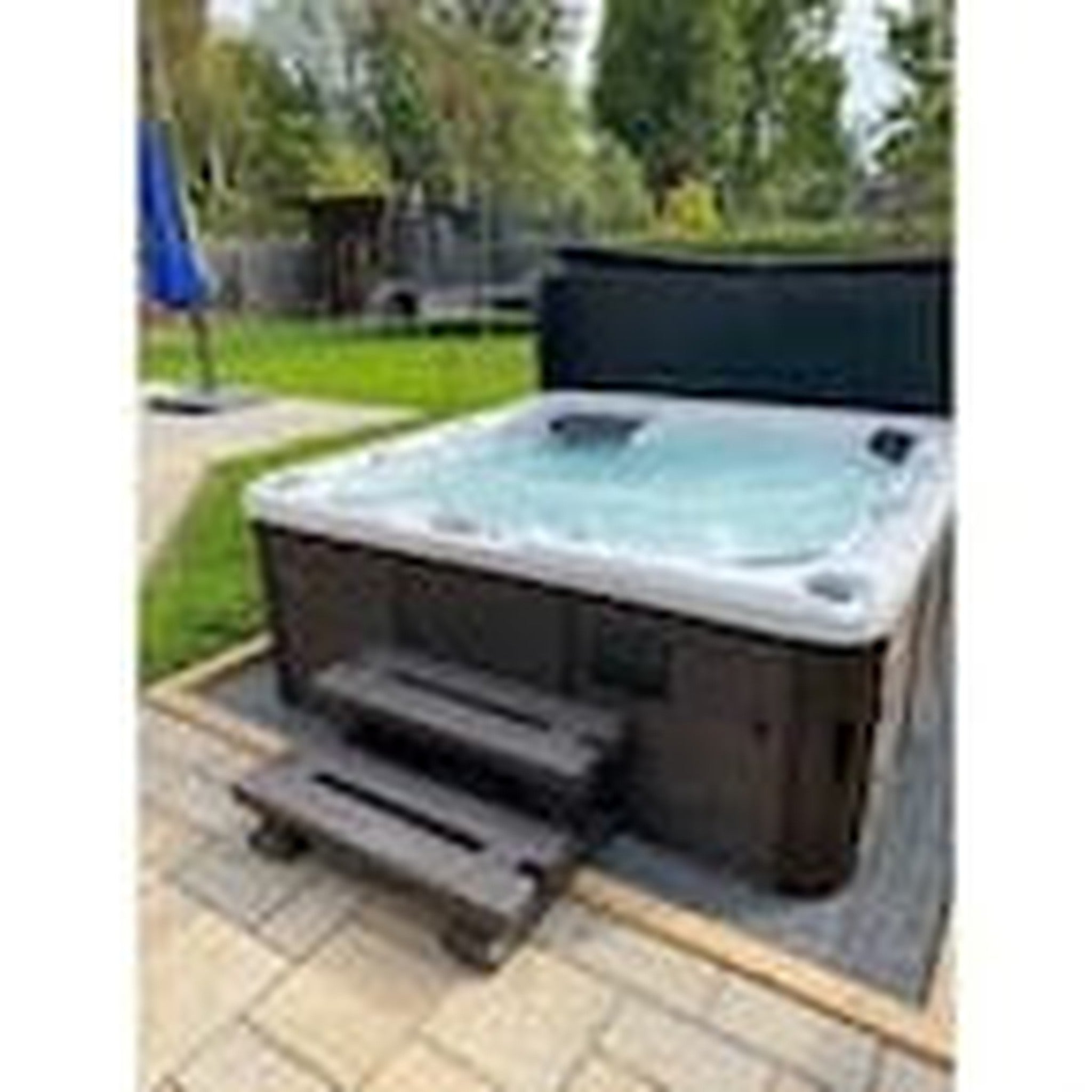 Toronto SE 6 Person 44 Jet Hot Tub