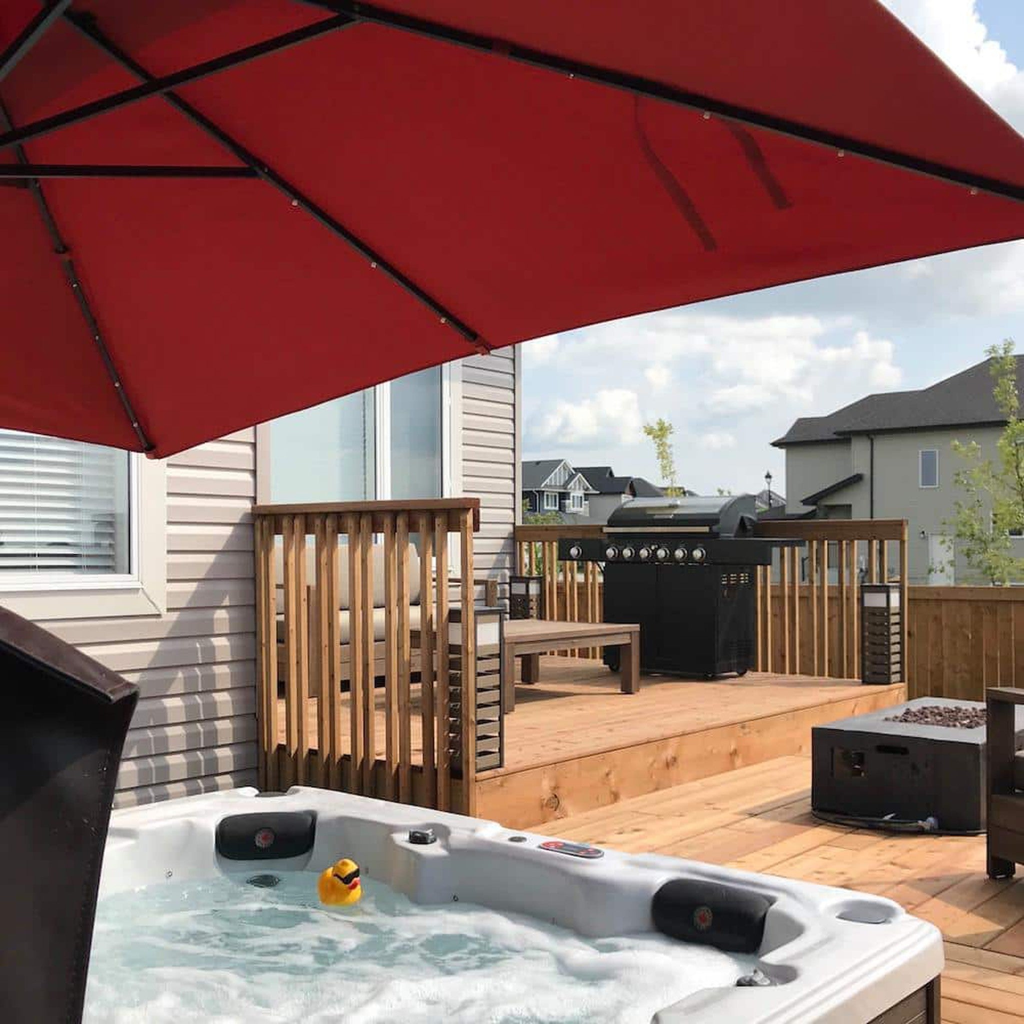 Toronto SE 6 Person 44 Jet Hot Tub